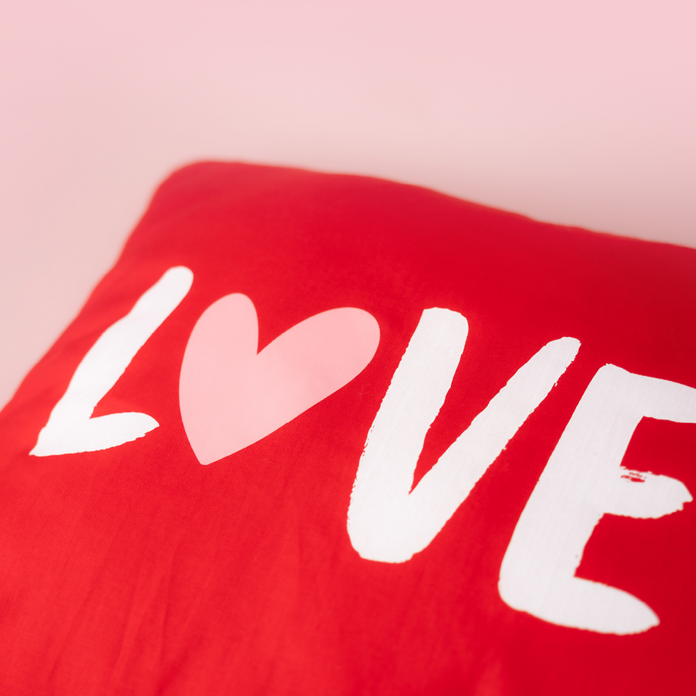 Loveoo Cushion